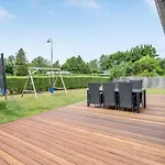 Дом отдыха Amazing In With Wifi *
