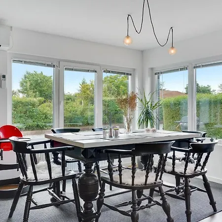 3 Bedroom Stunning In בית נופש