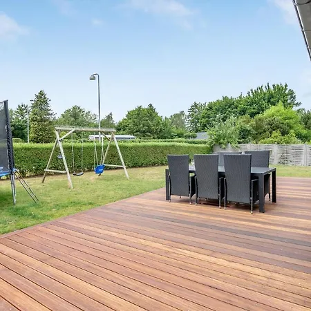 Дом отдыха Amazing In With Wifi *